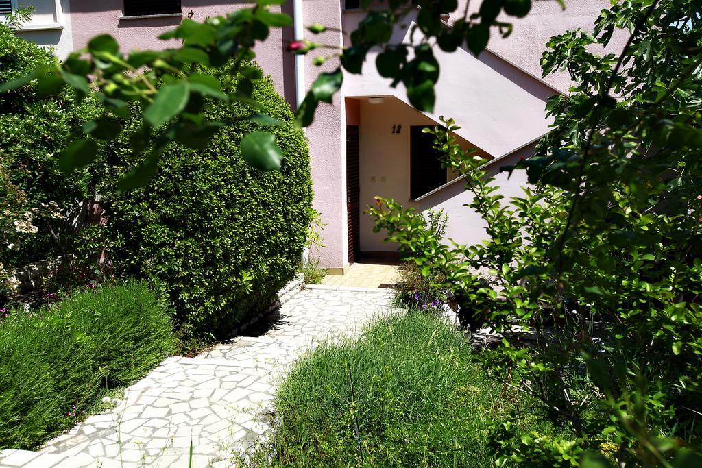 Apartments Stanic Ровини Стая снимка
